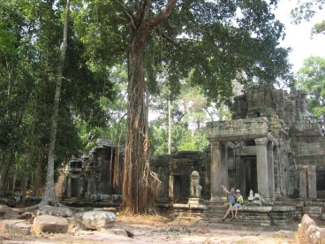 Preah Khan Tapinagi ana giris